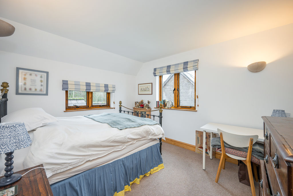 Bedroom- click for photo gallery